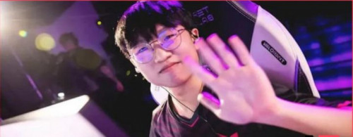 Talon Esports Umumkan Kehadiran Surf dalam Tim Valorant Mereka